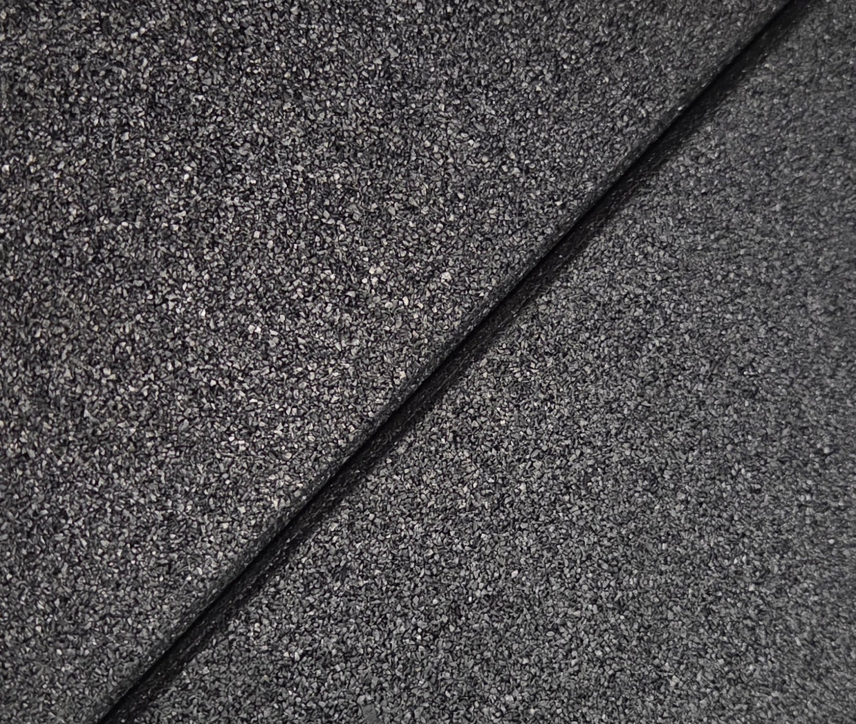 Rubber Gym Flooring - BLACK - 15mm Commercial Gym Mats