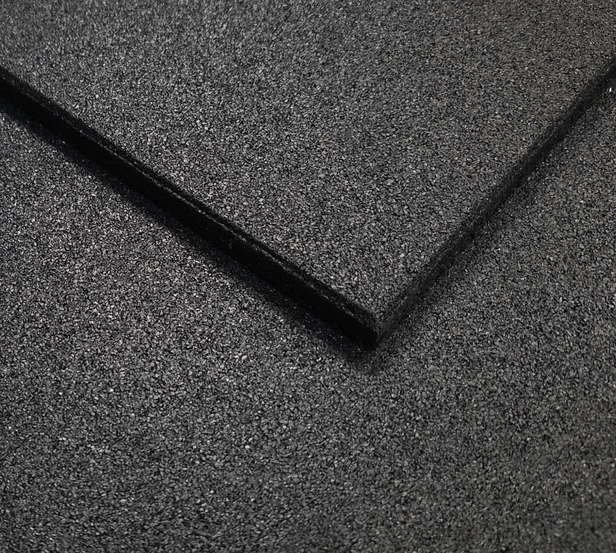 Rubber Gym Flooring - BLACK - 15mm Commercial Gym Mats